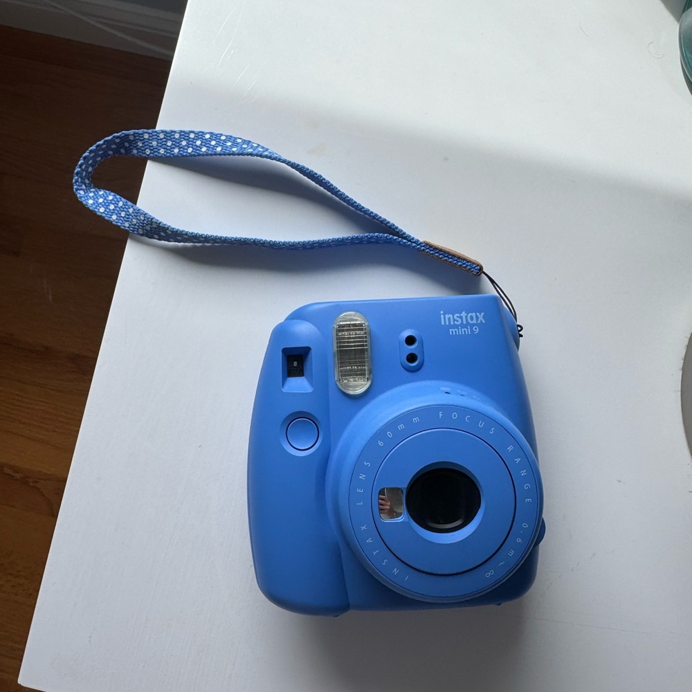 Fujifilm Instax Mini 9 Camera - Sky Blue